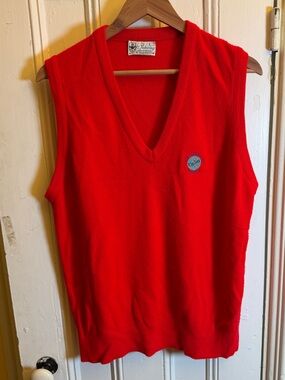 Vintage Pickering Mid Ocean Club Bermuda Golf Sweater Vest L Red USA Orlon